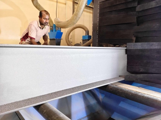 how-to-choose-a-suitable-shot-blasting-machine-in-a-factory1.jpg